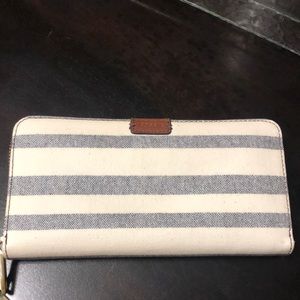 Fossil wallet